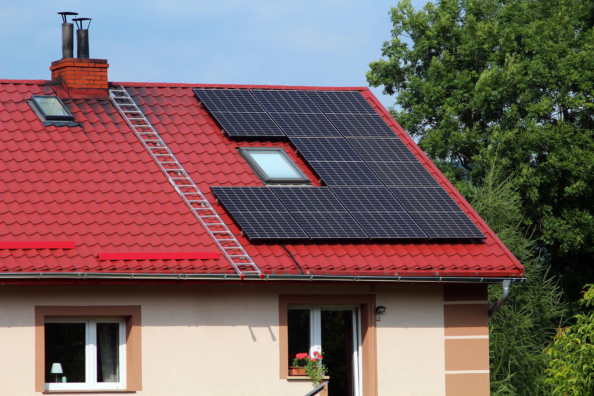 Ecofener: más de una década acercando la energía solar a hogares y empresas